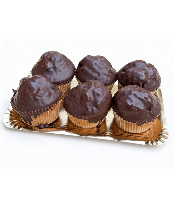 Magdalenas caseras de aceite de oliva virgen extra cubiertas de cacao